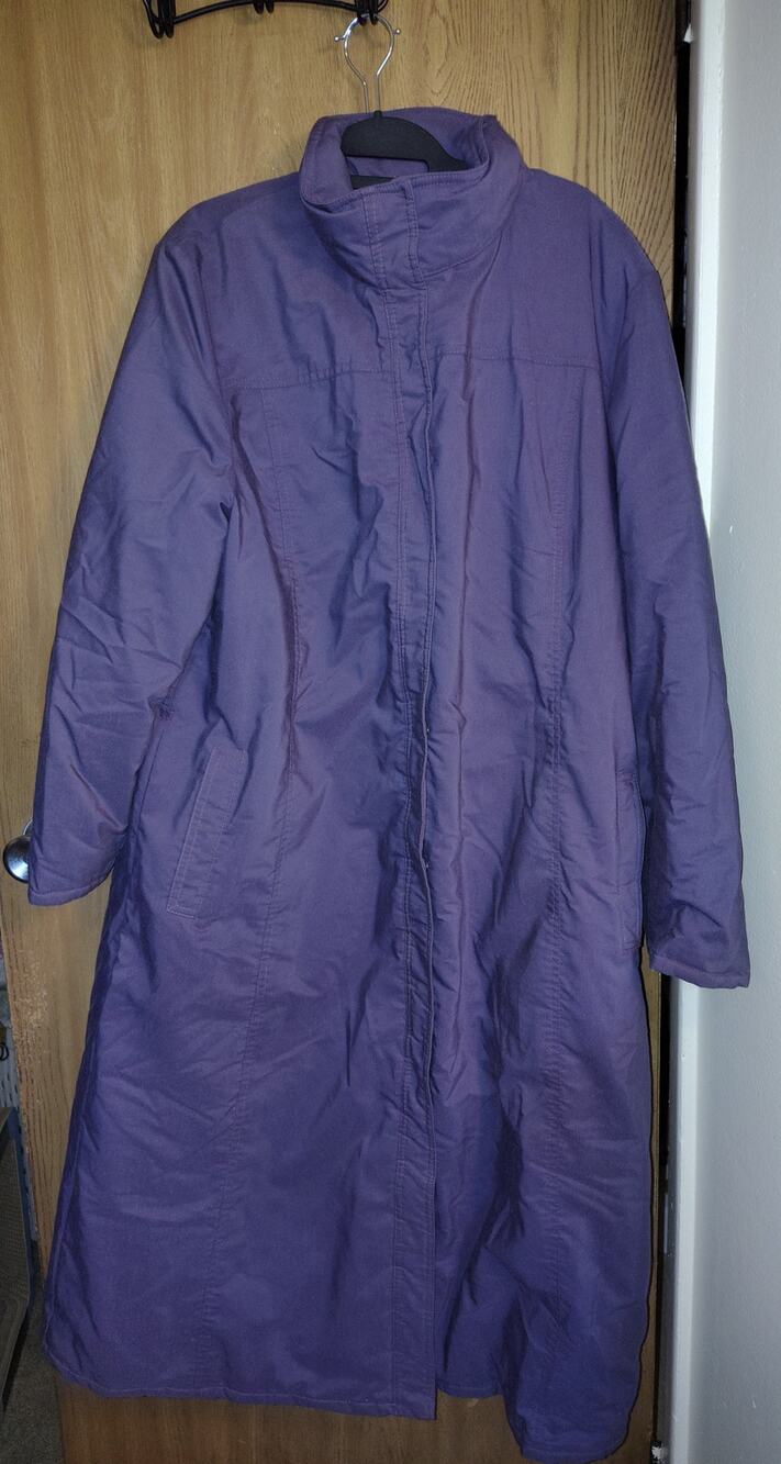 vintage LL Bean Woman's Down long insulated puffer jacket purple L Made In USA